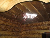 Потолок в срубе таежной бани из состаренного дуба, Московская область