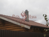 Установка керамического дымохода на одноэтажной бревенчатой баньке. Чехов.